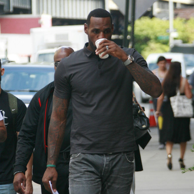 Lebron James tweets worth Sh14.4 