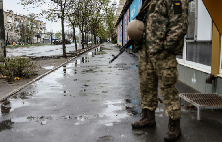 Last Residents Of East Ukraine Ghost City Brave Russian Bombs » Capital ...