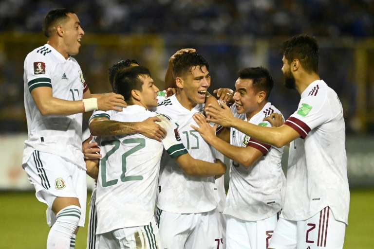 Y oye, Dest revive las esperanzas de la Copa Mundial de Estados Unidos, México se mantiene en la cima