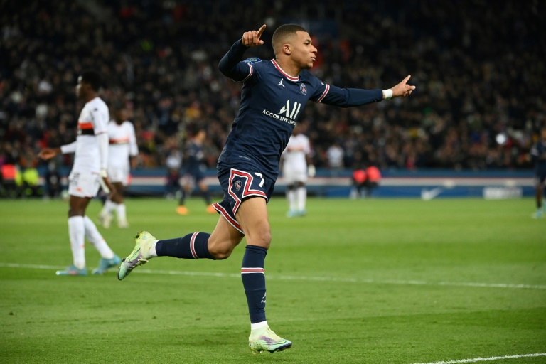 Countdown Begins on PSG Star Mbappe's Future