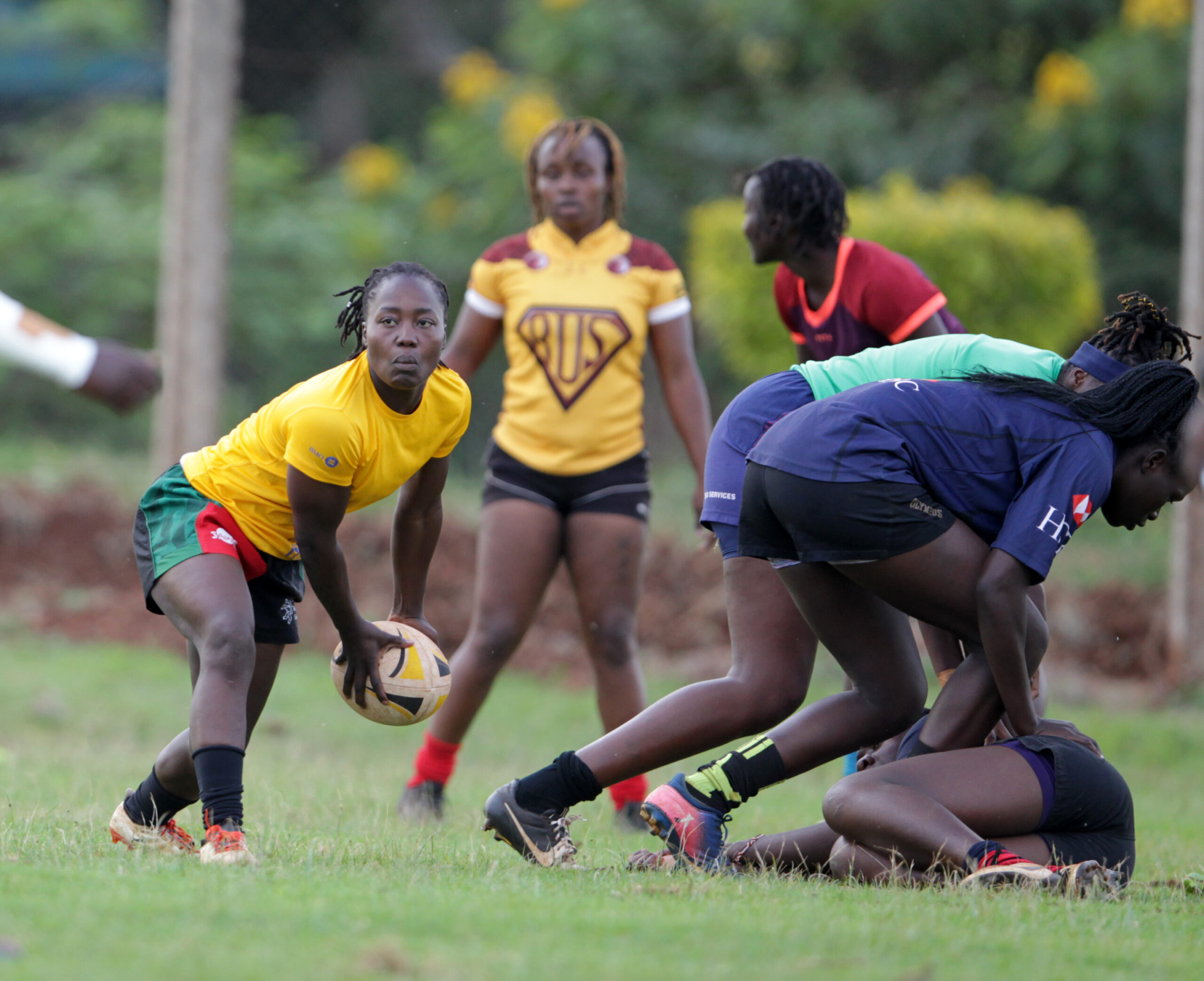 Kenya-Lioness-Winnie-Owino-offload-a-rugby-ball-in-training-at-Kasarani ...