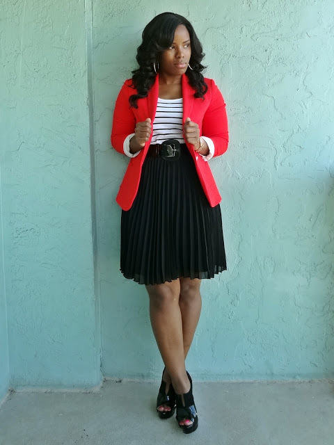 black-pleated-skirt-how-to-wear-a-pleated-skirt-how-to-wear-red-white-and- black-outfit-of-the-day-fashion-blogger-curvy-office-outfit -curvy-woman-in-a-pleated-skirt - The Sauce