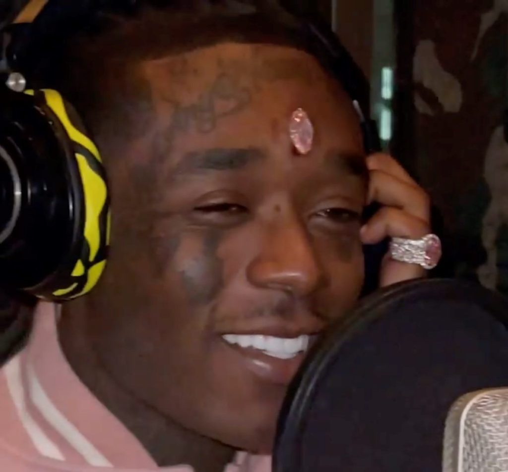 This Is Why Rapper Lil Uzi Vert Implanted A Million Pink Diamond Into His Forehead The Sauce